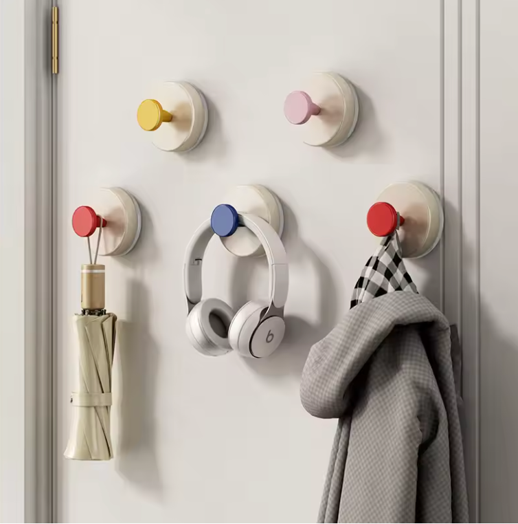 Lior Marino - Rotating Vacuum Suction Wall Hook (Pack of 4)